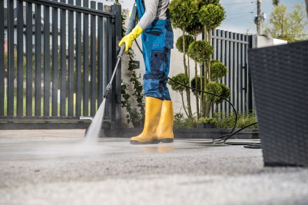 Cost of Driveway Power Washing in Doylestown